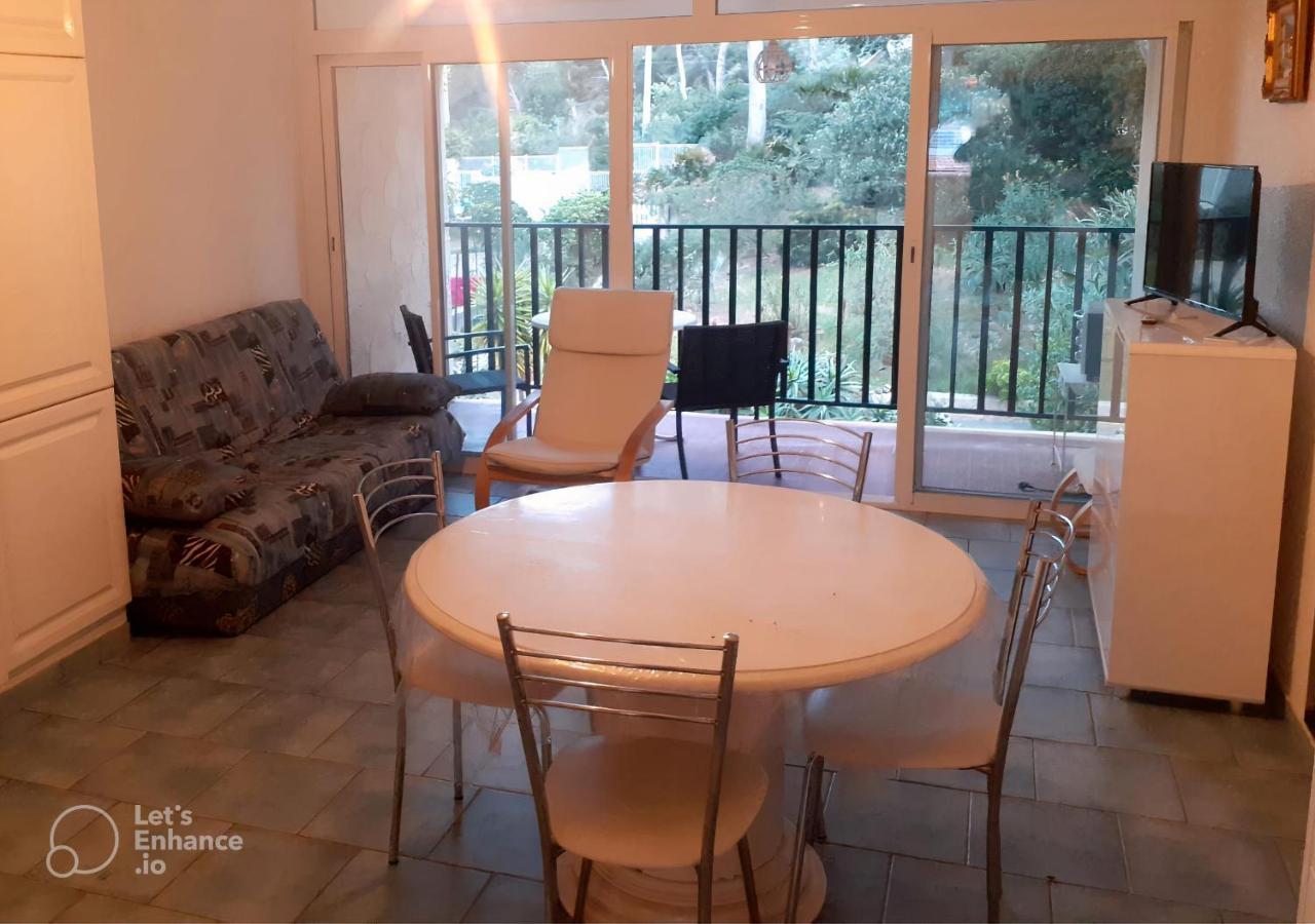 T1 avec Piscine à 300m des Plages pour 4 personnes - Résidence SAINT ELME La Seyne-sur-Mer Extérieur photo